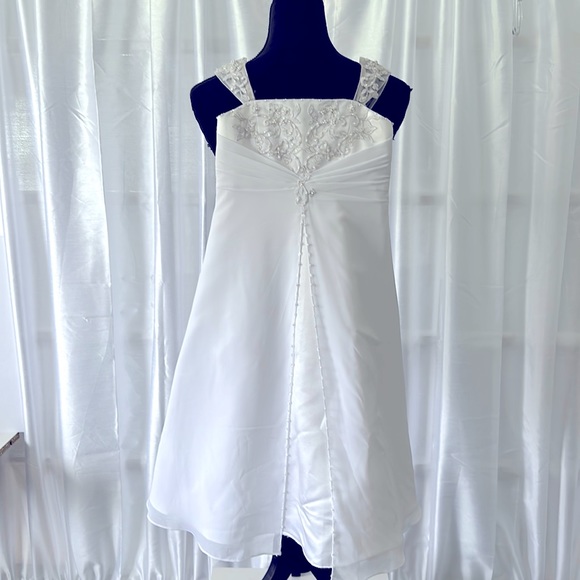 David’s Bridal First Communion/Flower Girl Dress Sz 4 - Picture 1 of 6